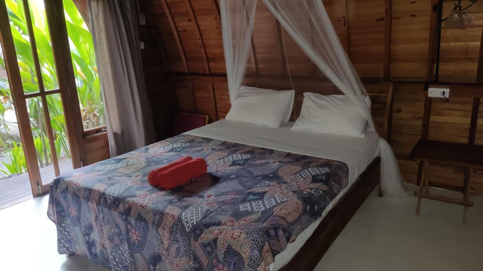 Coconut Tree Cottages Batukaras Exterior photo